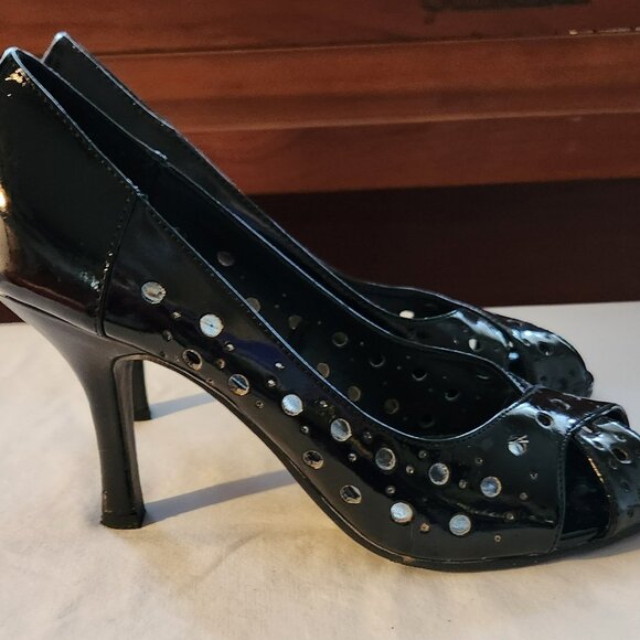 Rampage heels sz 7 M black faux patent peep toe Bubble 1 - Picture 2 of 4
